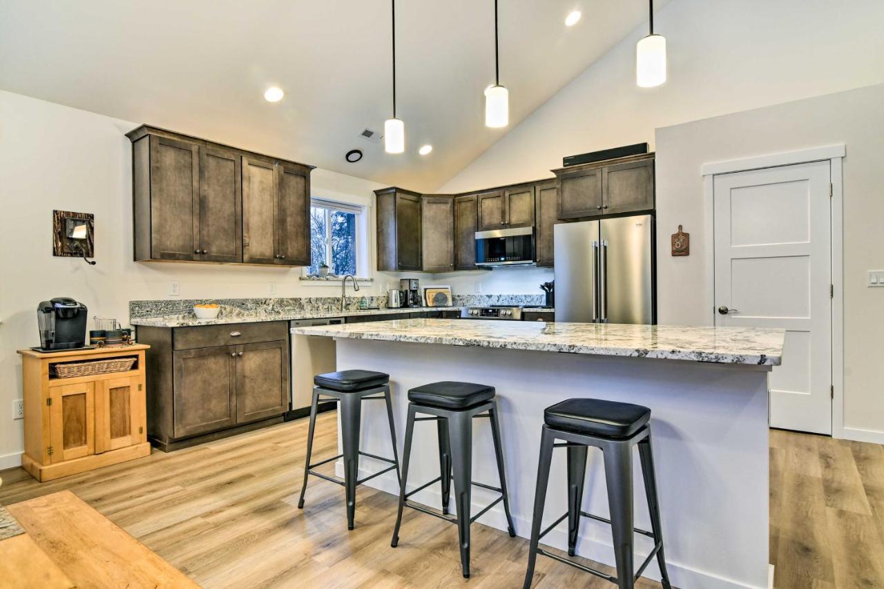Family-Friendly Packwood Retreat With Deck! Βίλα Εξωτερικό φωτογραφία